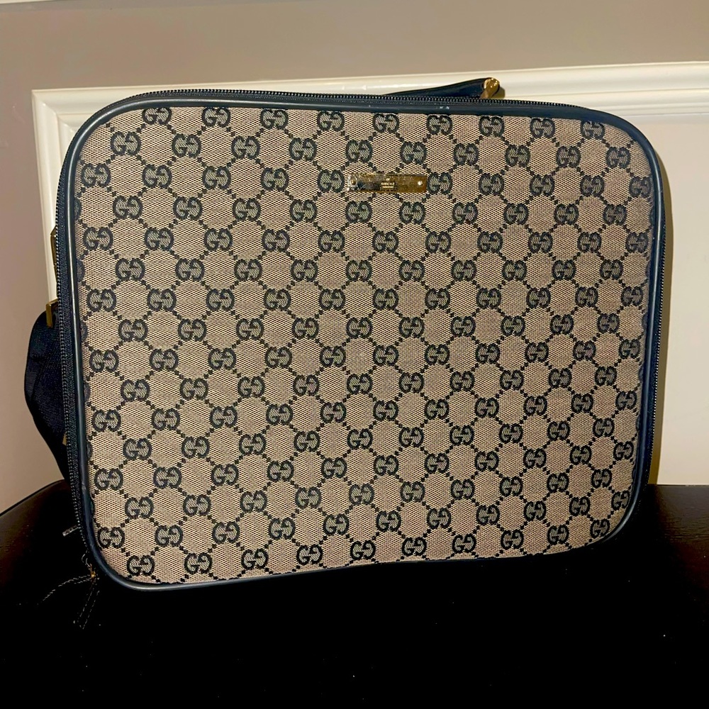 Authentic Vintage Gucci GG Canvas Unisex Travel Bag- Black Monogram